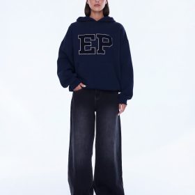 CASSIE OVERSIZED HOODIE