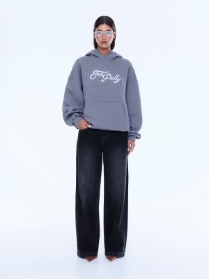 CASSIE OVERSIZED HOODIE