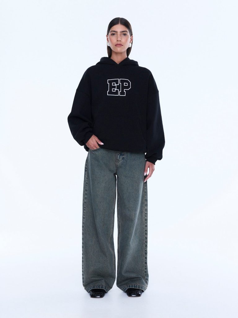 CASSIE OVERSIZED HOODIE